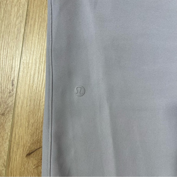 LULULEMON Women's Size 6 On The Fly Jogger Pants 28" Woven GUC Dark Chrome - Picture 9 of 10